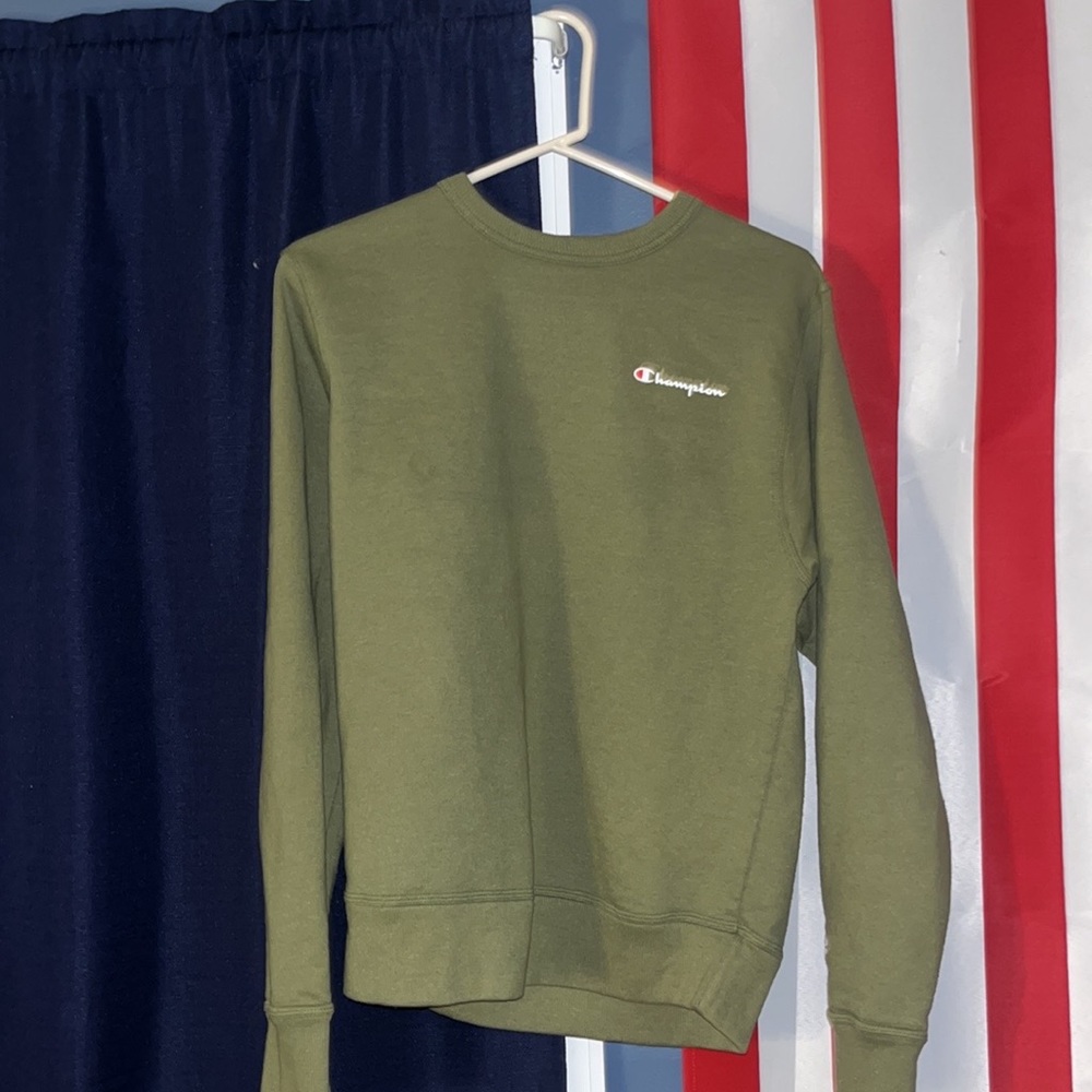 Green Mens Champion Crewneck - Picture 4 of 5